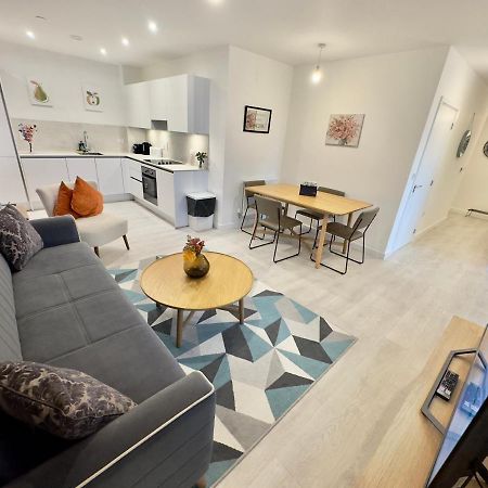 3Bedroom, 2Bathroom, Balcony,Luxury Flat Westfield London Kültér fotó