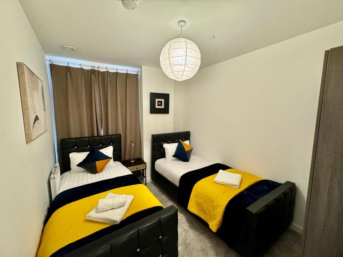 3Bedroom, 2Bathroom, Balcony,Luxury Flat Westfield London Kültér fotó