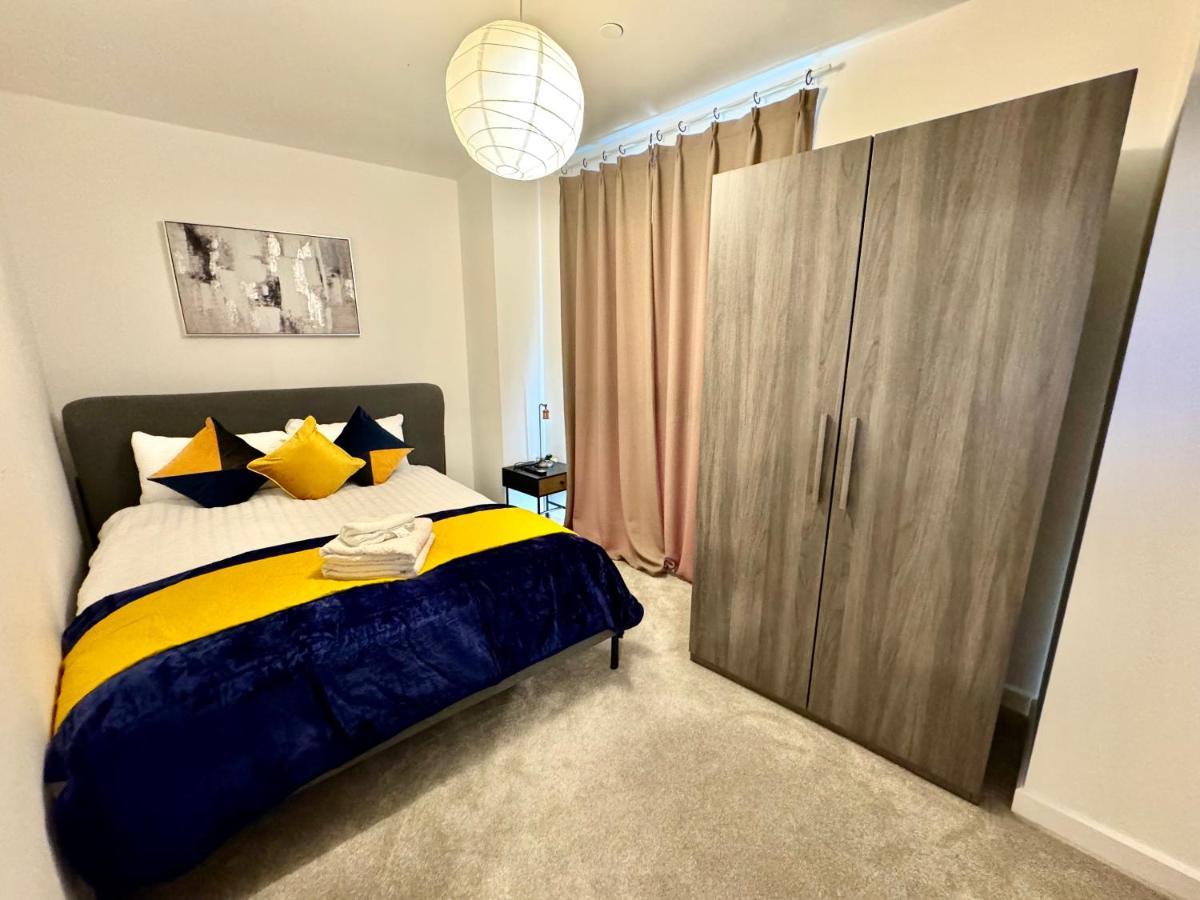3Bedroom, 2Bathroom, Balcony,Luxury Flat Westfield London Kültér fotó