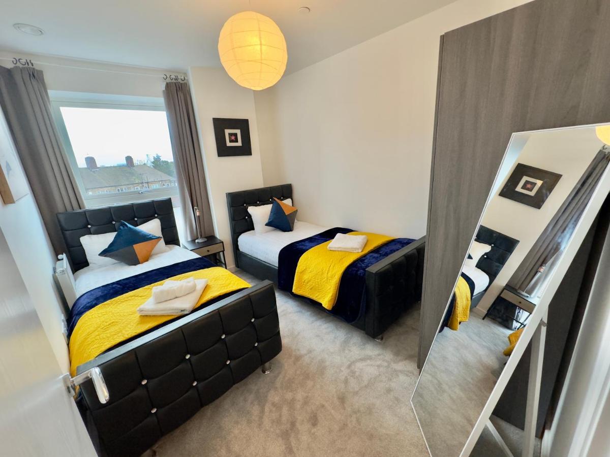 3Bedroom, 2Bathroom, Balcony,Luxury Flat Westfield London Kültér fotó