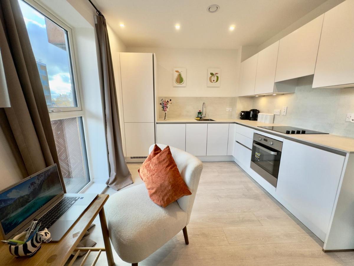 3Bedroom, 2Bathroom, Balcony,Luxury Flat Westfield London Kültér fotó