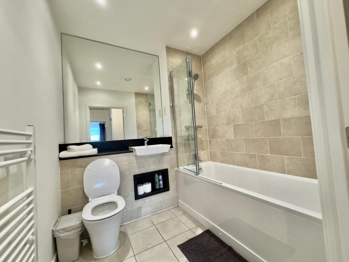 3Bedroom, 2Bathroom, Balcony,Luxury Flat Westfield London Kültér fotó