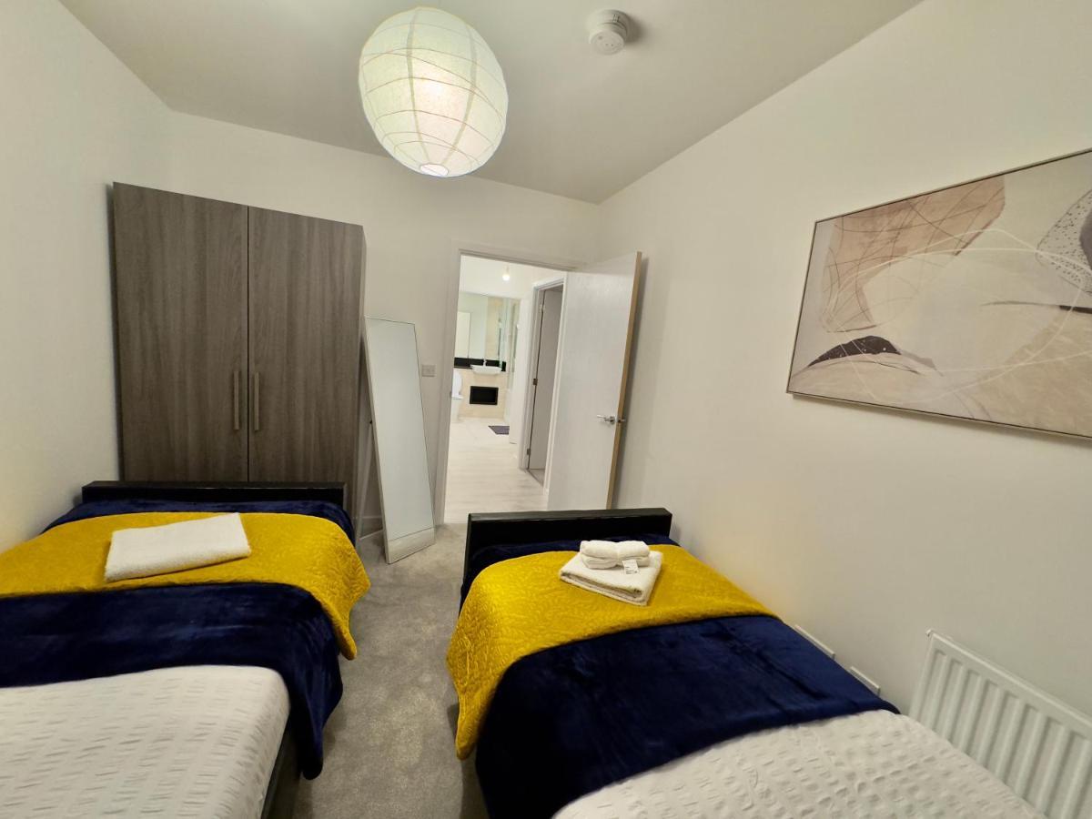 3Bedroom, 2Bathroom, Balcony,Luxury Flat Westfield London Kültér fotó